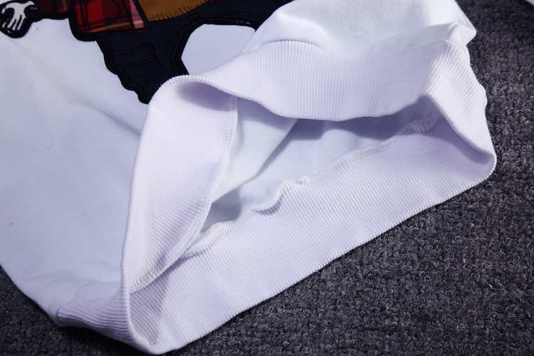 男裝T恤產(chǎn)品攝影與通信技術(shù)開(kāi)發(fā)的創(chuàng)新融合