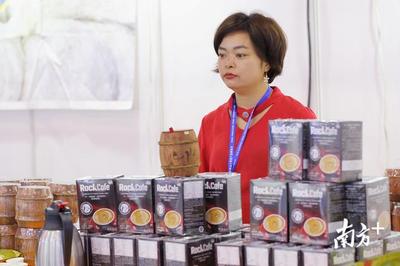 深化經貿合作，第十二屆加博會再簽境外招展協議并創新推出越南旅游團服務